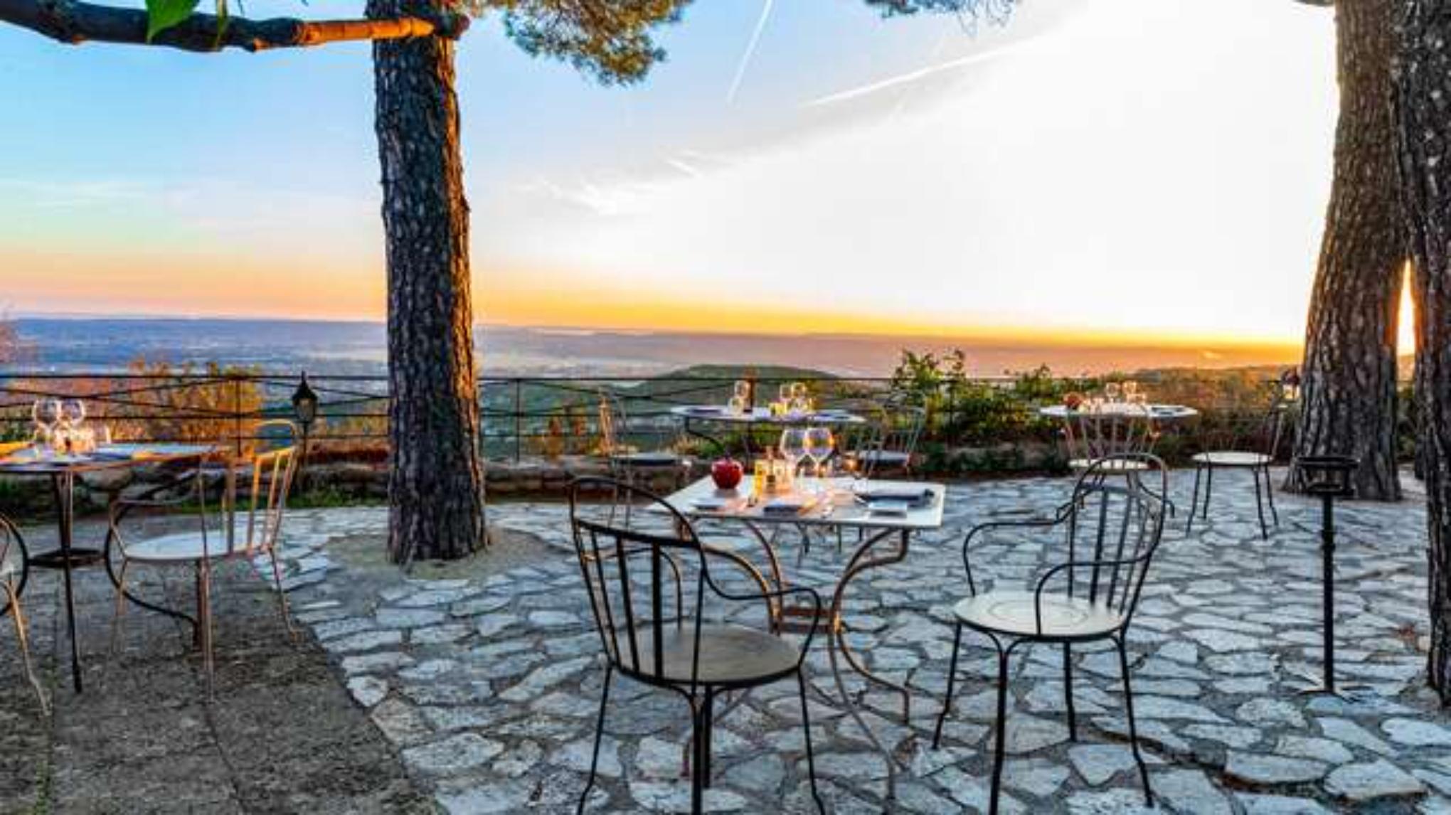 Yoga au lever du jour à l’Abbaye de Sainte-Croix