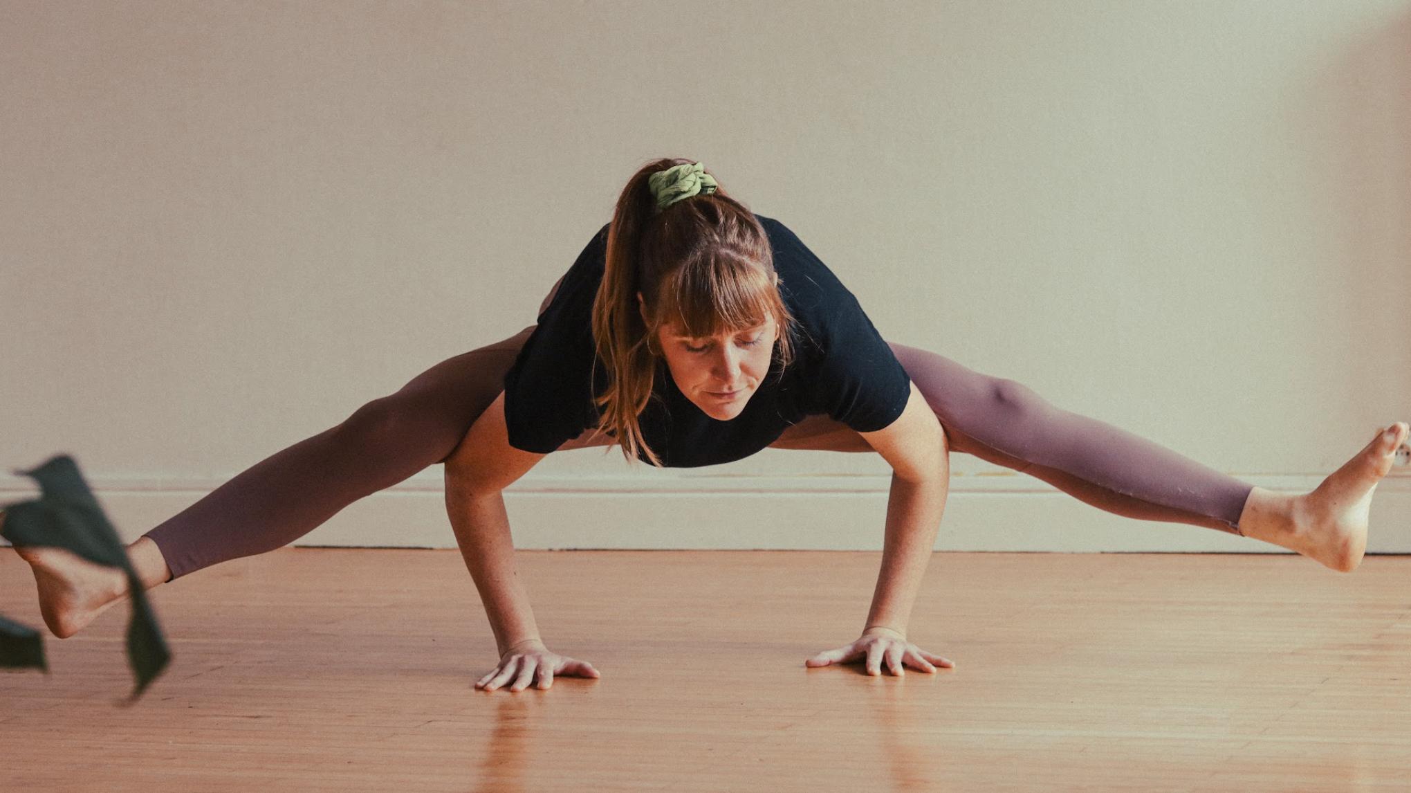 ATELIER : STRENGTH & ARM BALANCE