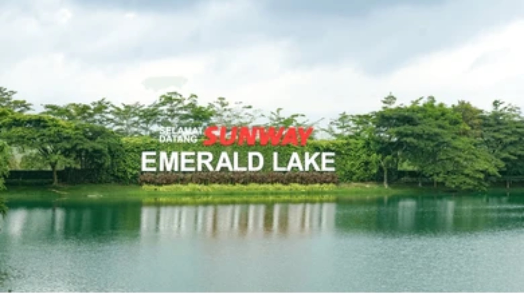 🧘‍♀️**SUNRISE YOGA BY THE LAKE**🎈