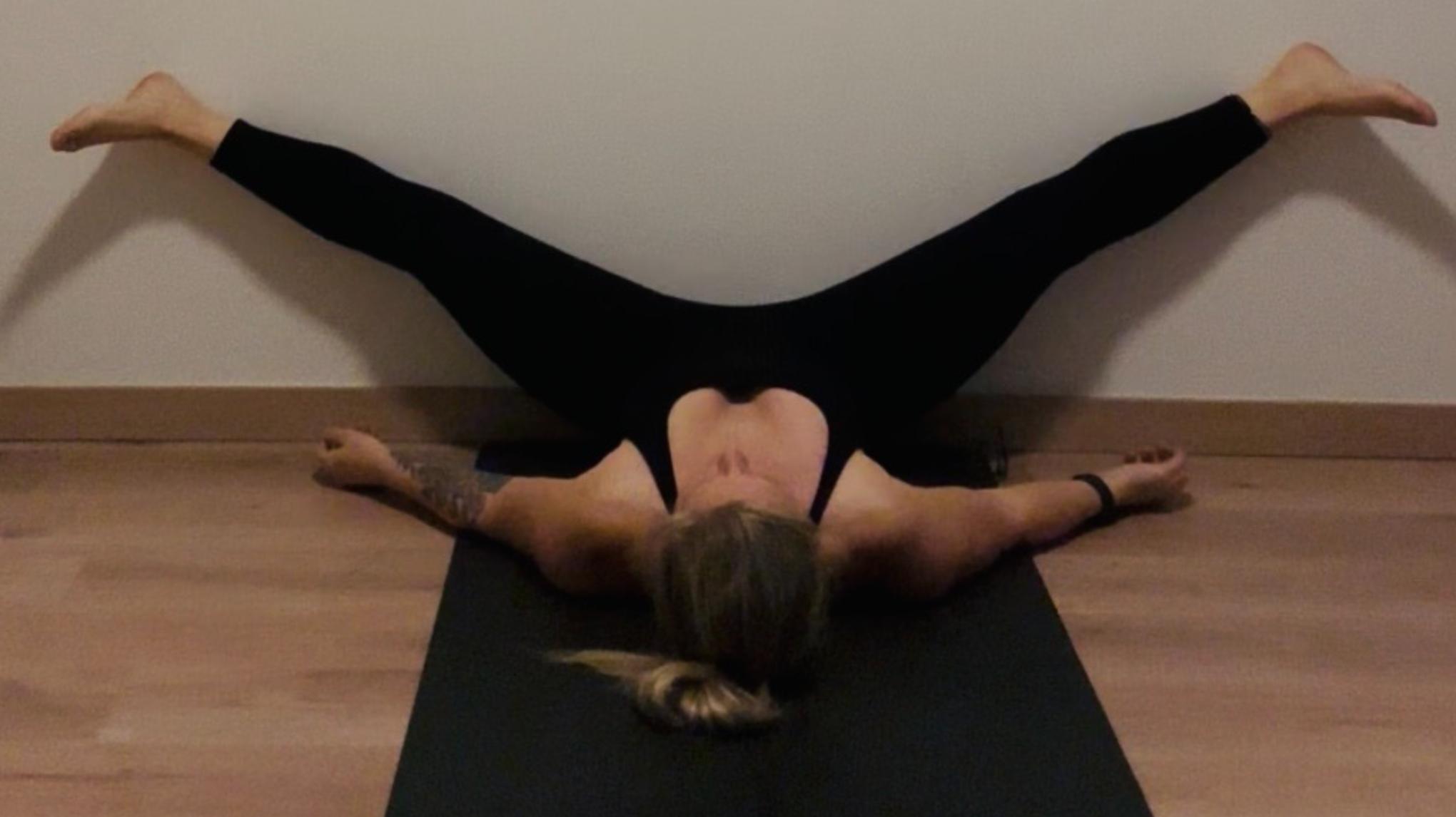 Slow Wednesday - XL Wall Yin Yoga