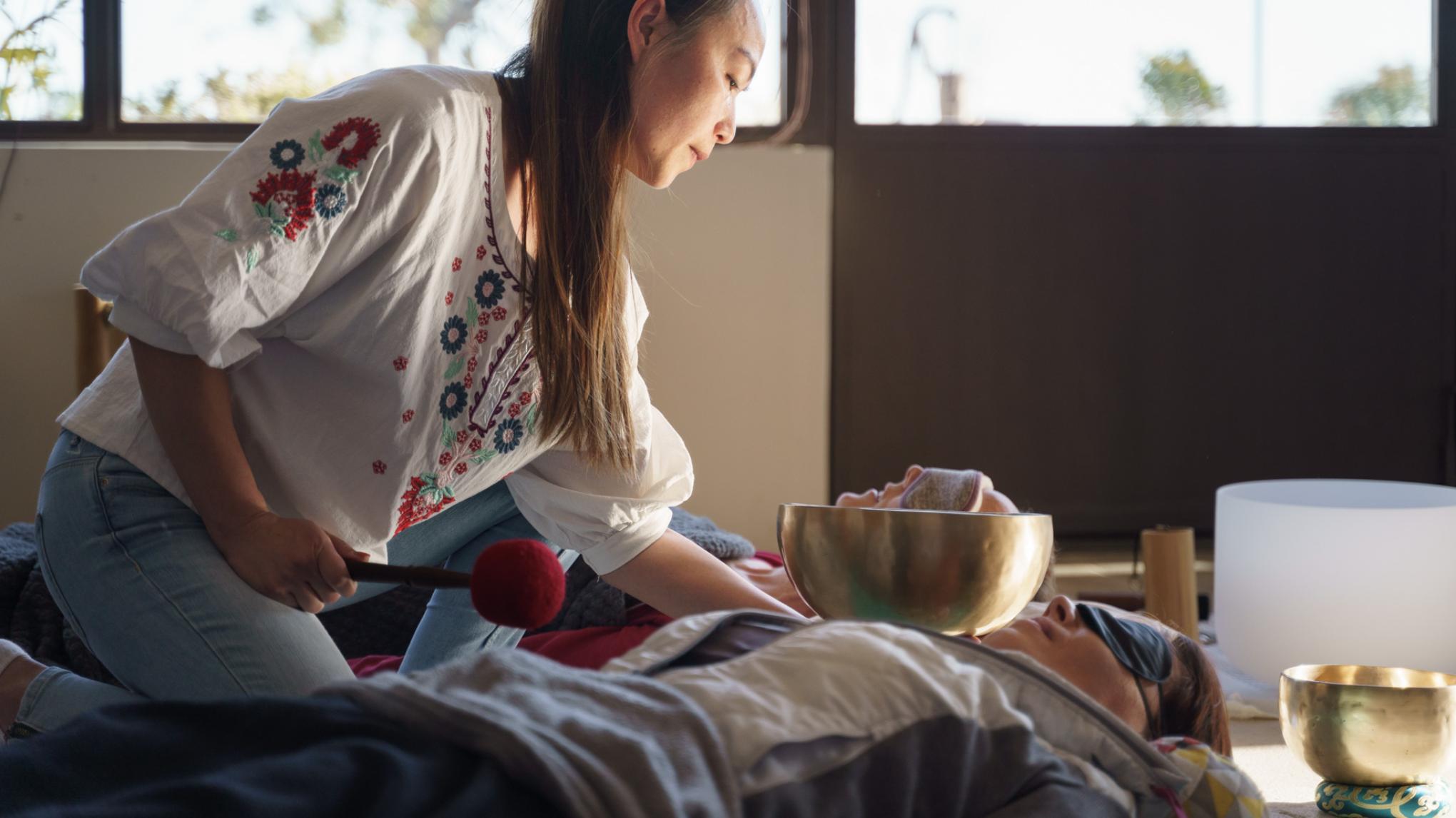 Massage Sonore à la chapelle du château Saint-Pierre de Mejans