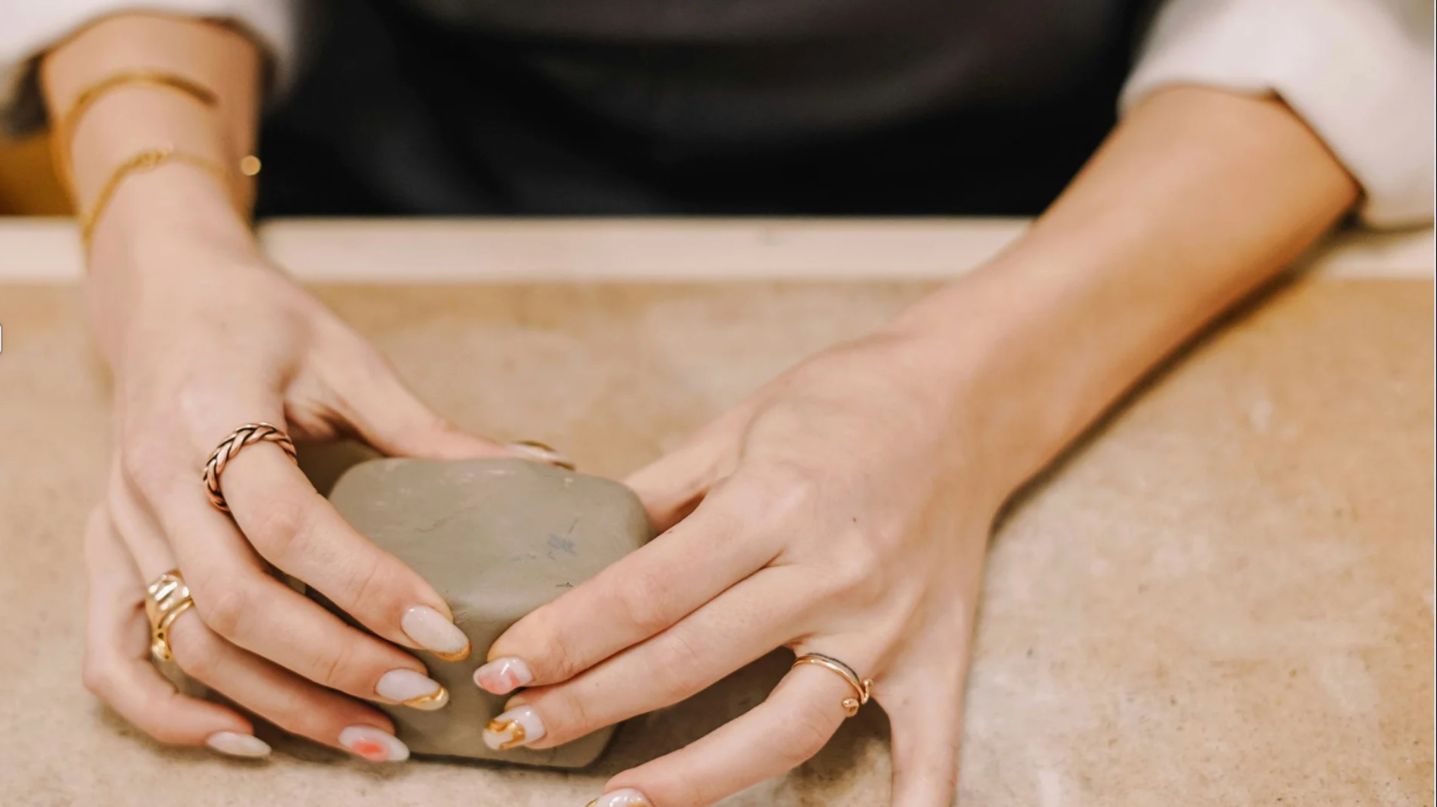 AW: Sip & Sculpt 🧑‍🎨