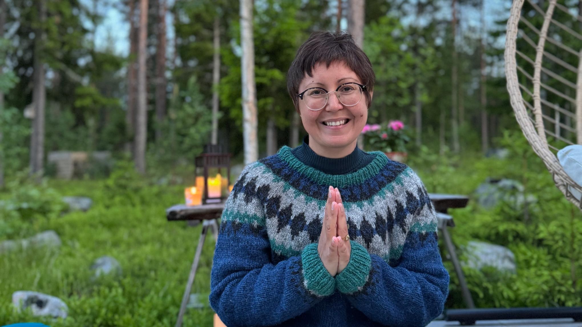 Yoga i midnattssolen - Hemifrån din trädgård, balkong eller innergård?