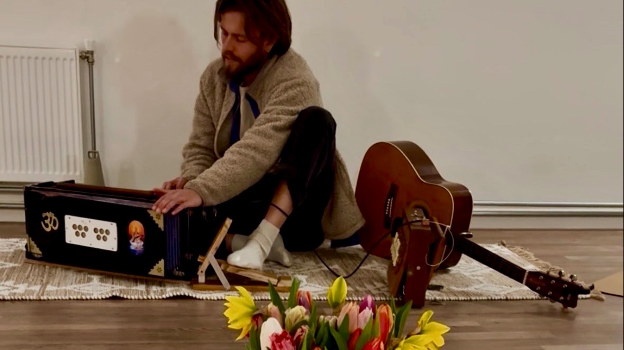 Kirtan ✨ Mantra zingen met Diederick