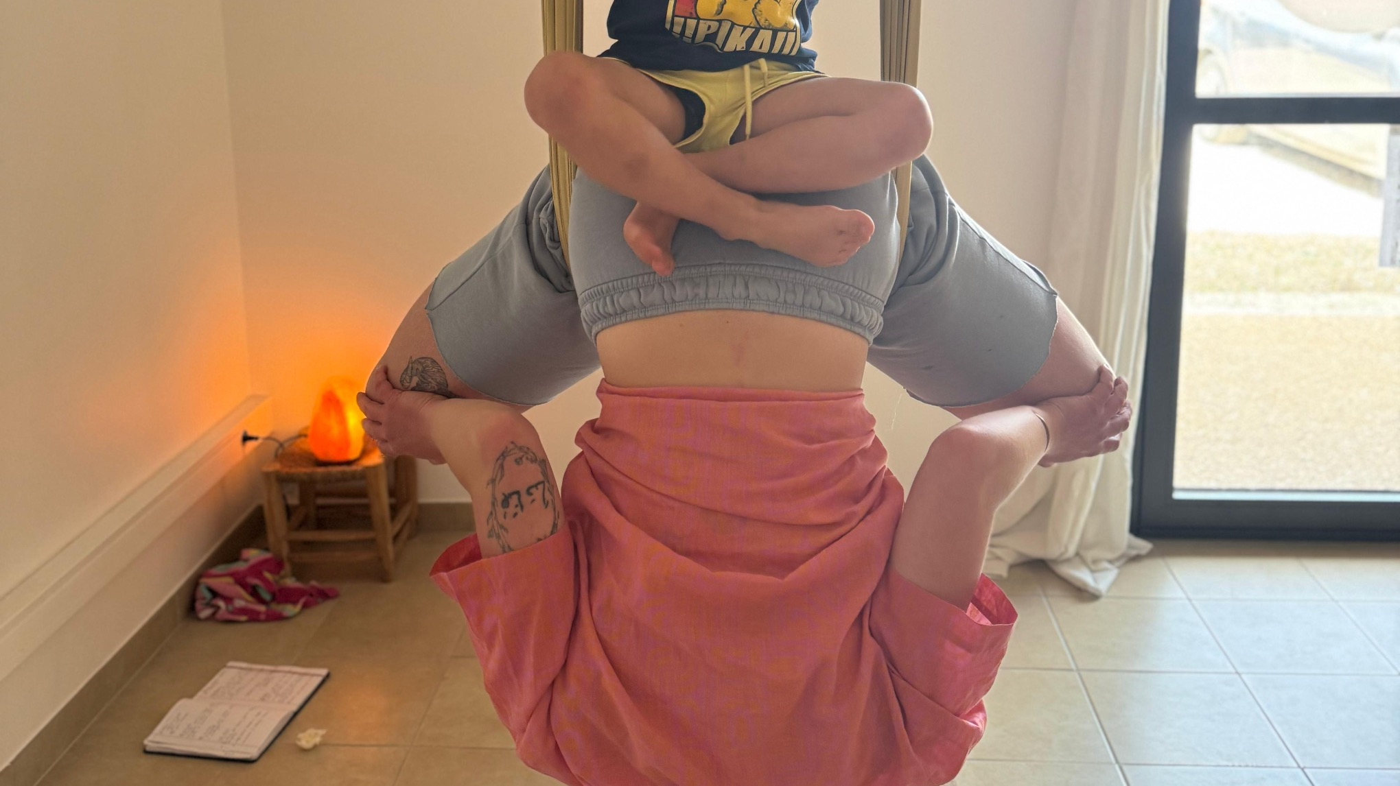 🌈 Yoga aérien parent-enfant à partir de 7 ans