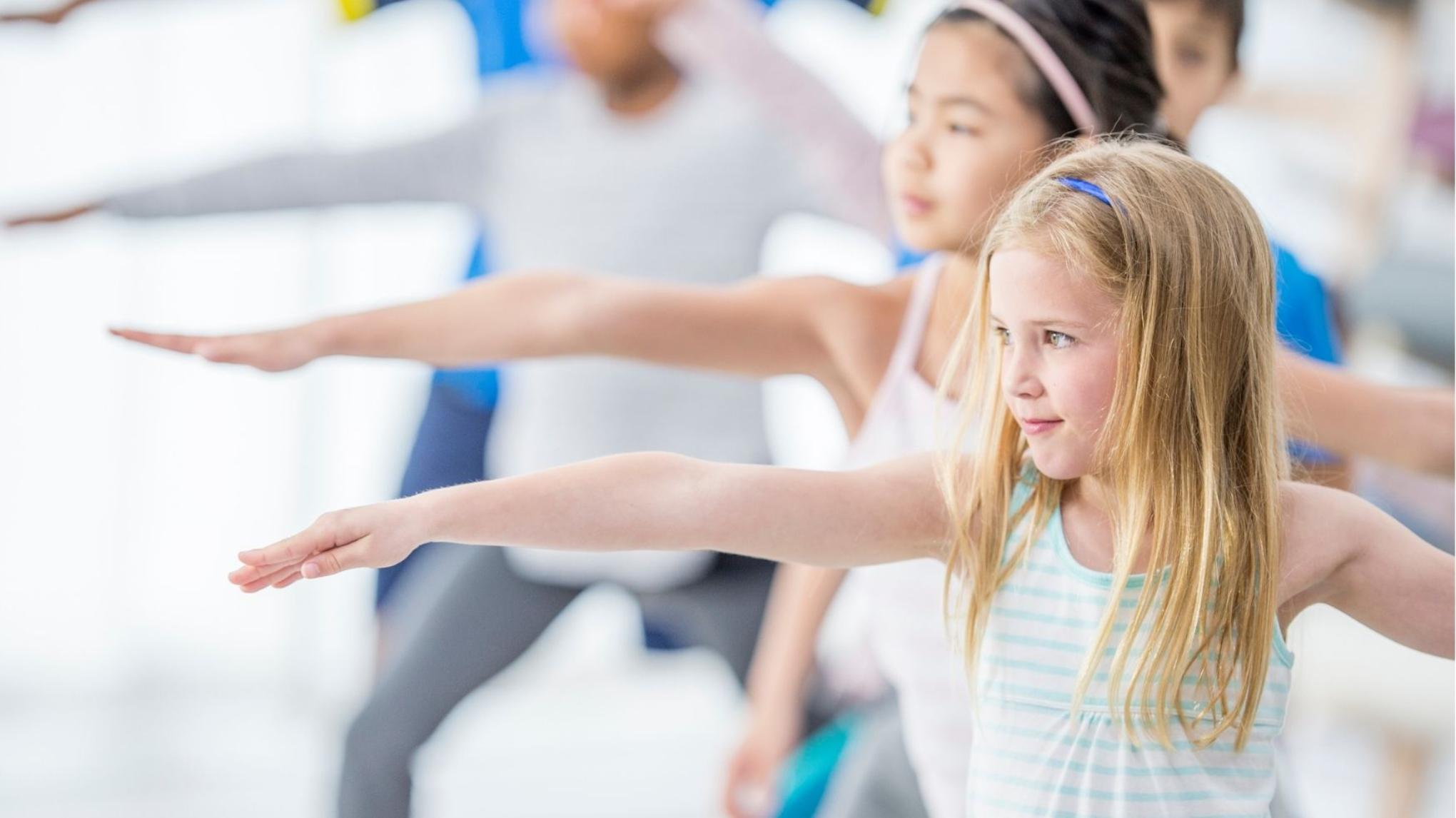 Kids Yoga – ab 6 Jahren mit Eva / 4 Term. 04.06.-02.07. / 59,00 EUR