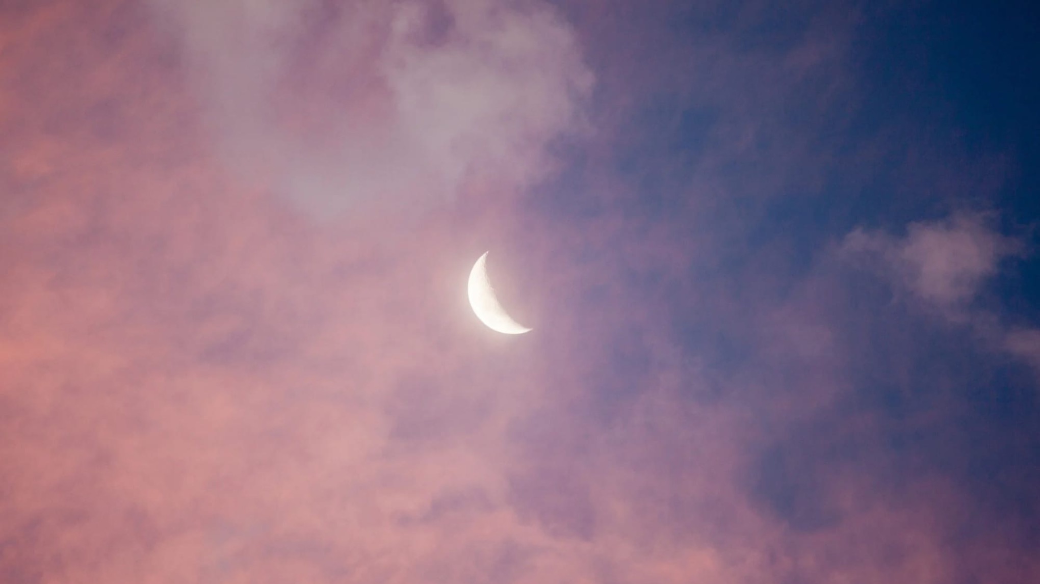 Salutations à la lune 🌙