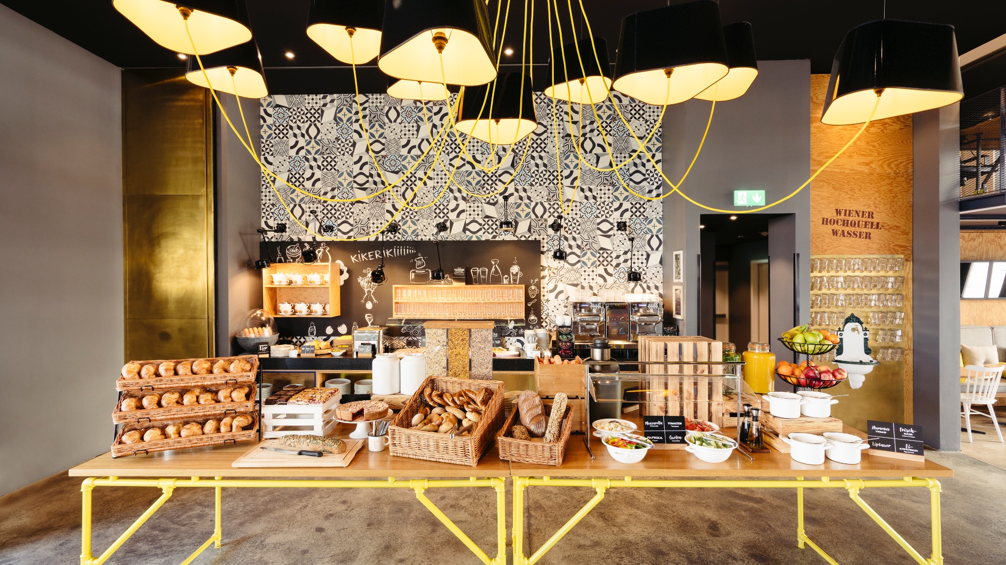 Here Comes The Sun | Yoga & Brunch im Hotel Schani Wien Hauptbahnhof