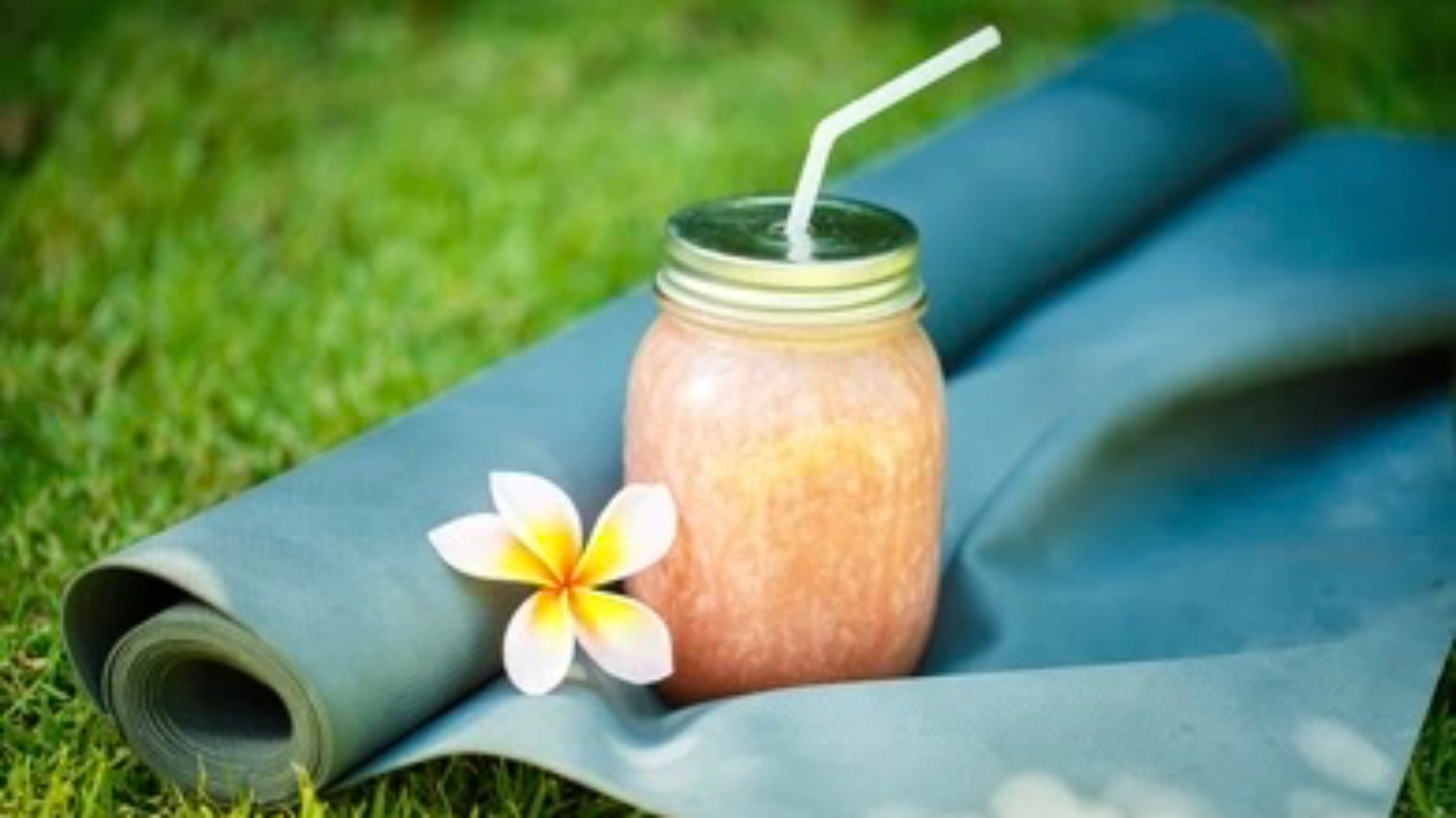 Summer Solstice Yin (2H) & Smoothie