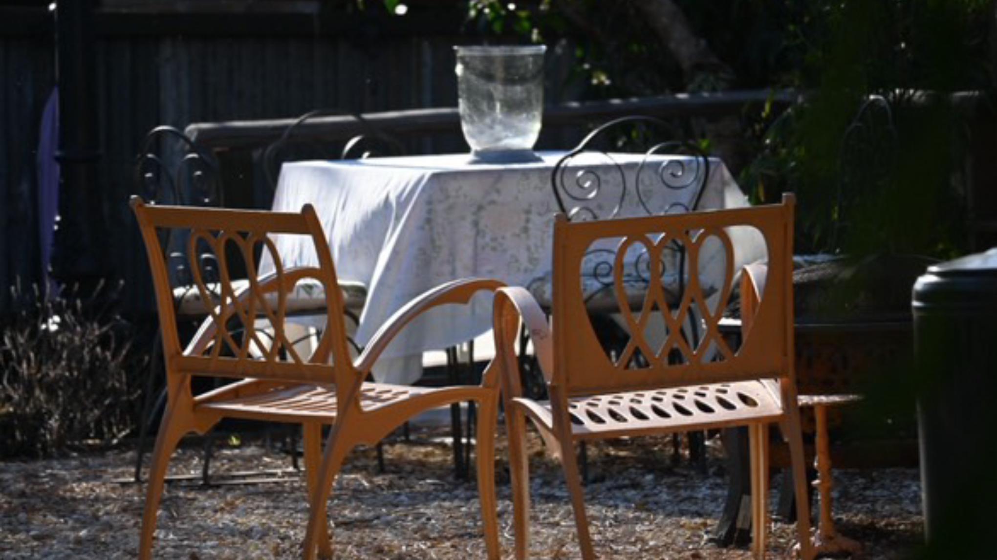 The Urban Oasis Escape ~ Nourish with Friends