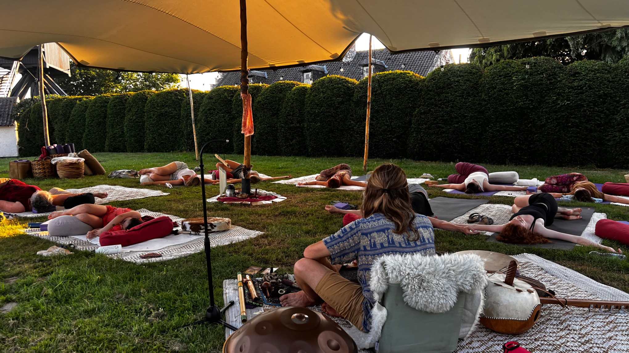 SOUNDHEALING  & YIN (restorative style) YOGA OUTDOOR