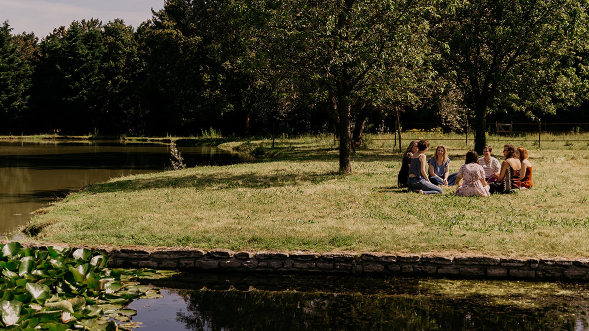 Tiny's dans-cirkel: women only @13 Oaks (Putte bij Mechelen) met zwemvijver