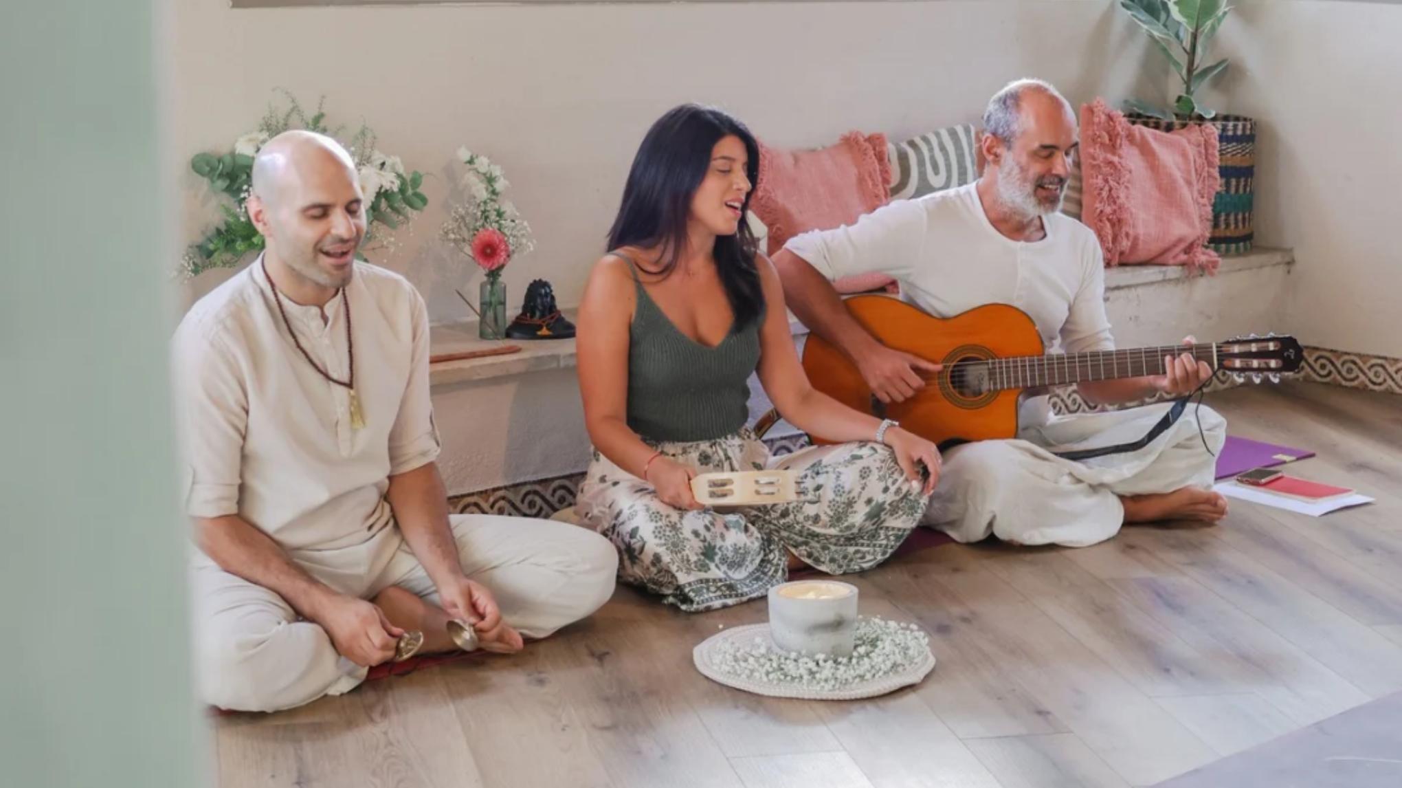 Kirtan - Chants de Mantras 🕉️