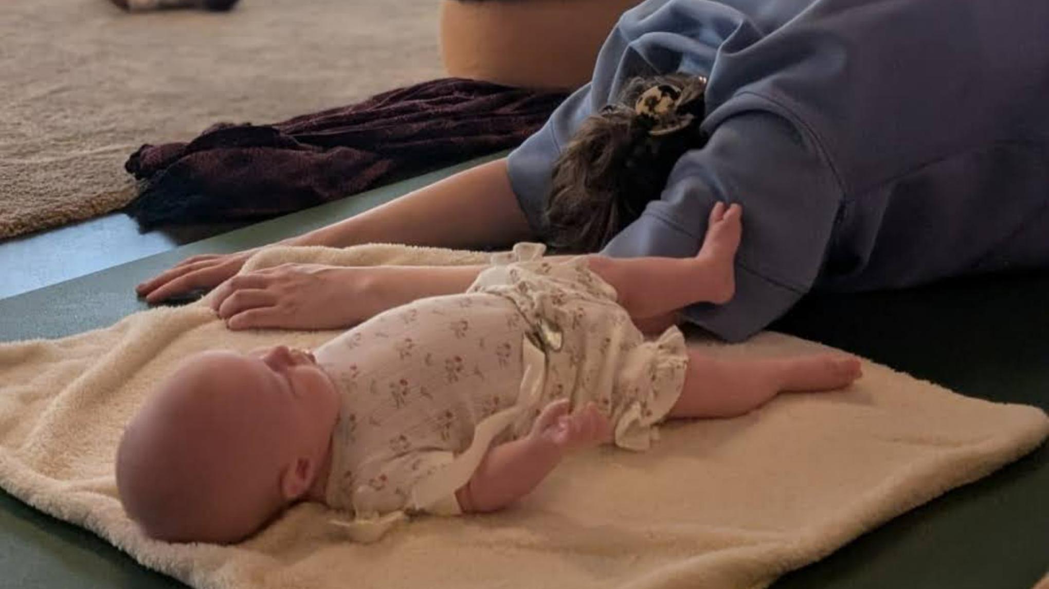4-delige reeks Mama - baby yoga