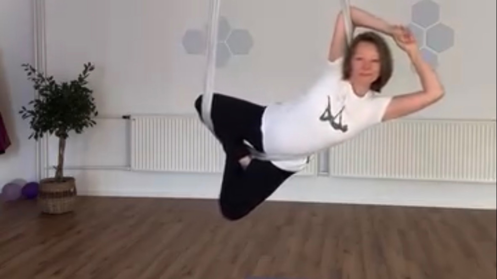 Aerial Yoga Special - Play * Fly * Flow