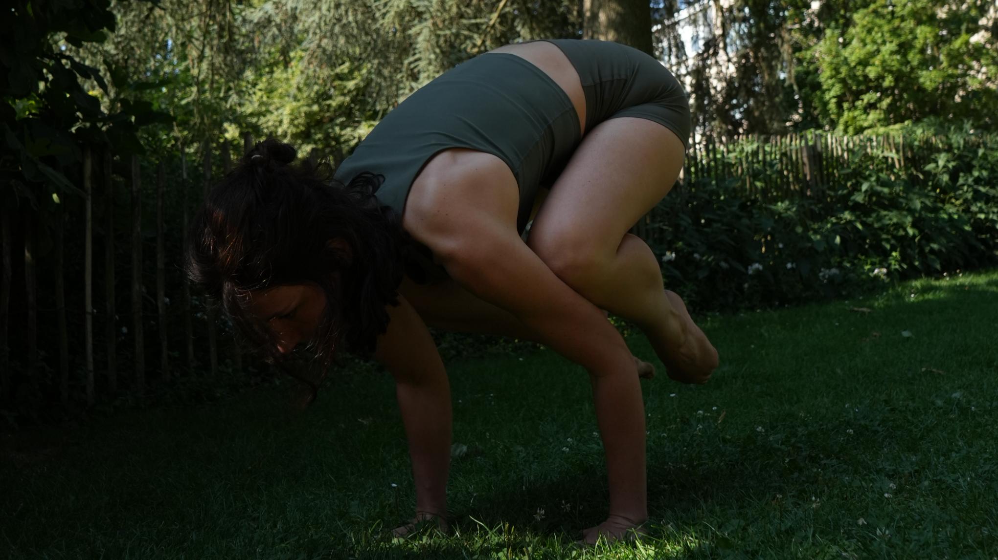 Asana Lab 03 & Breakfast | Arm Balances