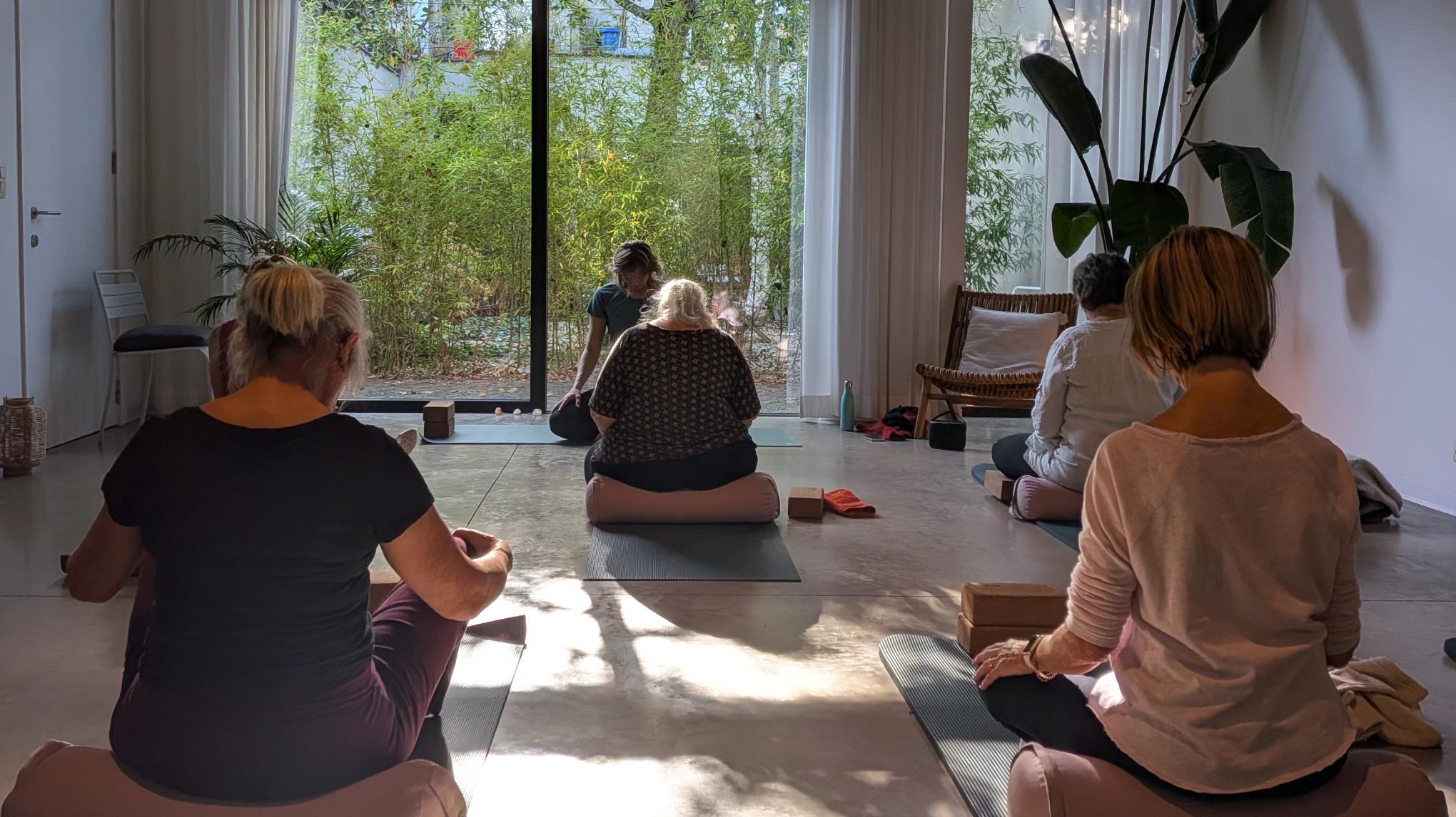 YOGA Hatha 50+ en live piano