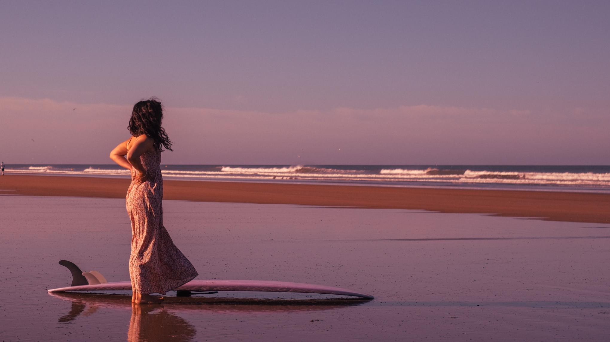 MERMAIDS GIRL SURF RETREAT MAROC